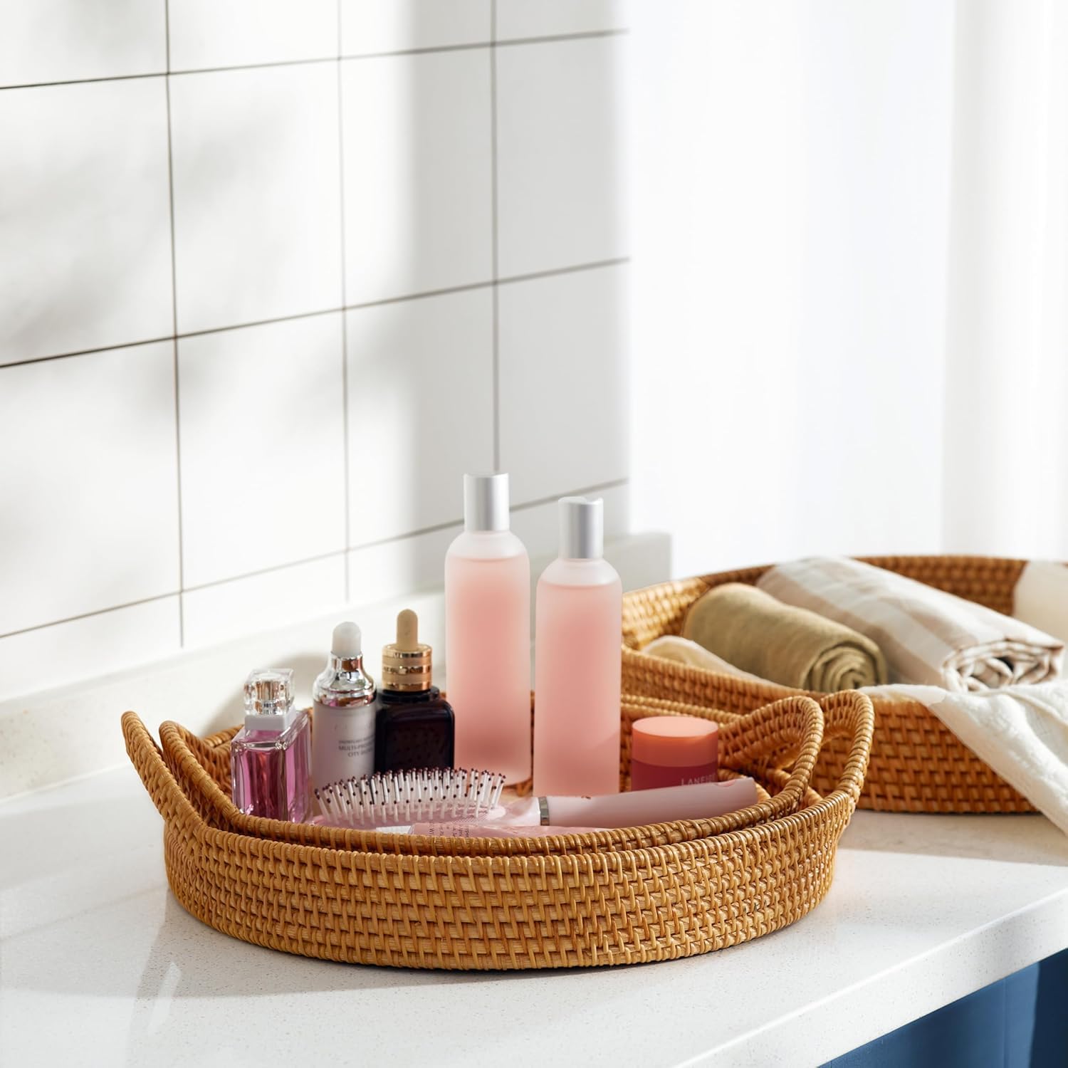 3 Pack Round Rattan Tray, Natural Handwoven Rattan Serving Tray with Mother Pearl Inlay Base, Decorative Boho Coffee Table Trays with Handles, Wicker Organizer for Snacks, Jewelry, Candles, Vanity